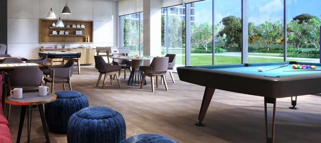 DLF Midtown Plaza